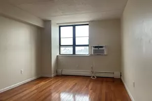 301 W 110th St, New York, NY 10026 - Photo 10
