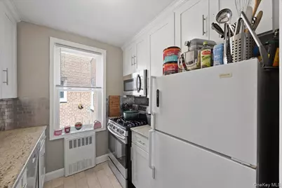 625 Gramatan Avenue #5O, Mount Vernon, NY 10552 - Photo 12