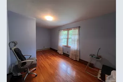 4 Beach Road #2nd floor unit, Glen Spey, NY 12737 - Photo 4