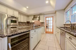 4 Lower Dr, Huntington, NY 11743 - Photo 12