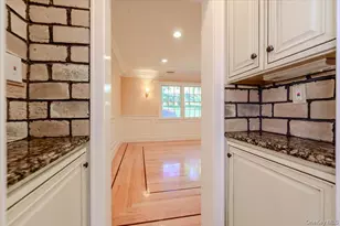 4 Lower Dr, Huntington, NY 11743 - Photo 18