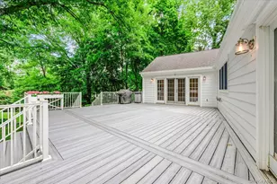 4 Lower Dr, Huntington, NY 11743 - Photo 28