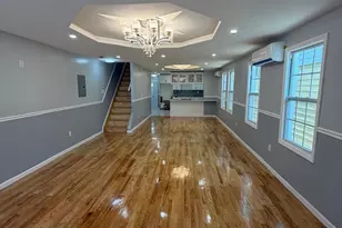 104-31 113th St, Richmond Hill, NY 11419 - Photo 4