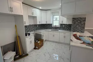 104-31 113th St, Richmond Hill, NY 11419 - Photo 8