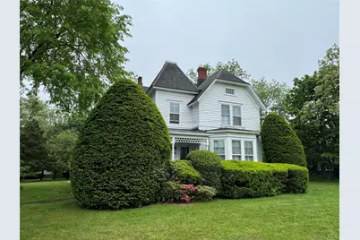 454 Main Street, Center Moriches, NY 11934 - Photo 6