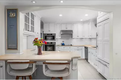 49 Eton Road, Larchmont, NY 10538 - Photo 12