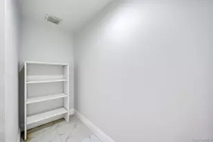 [Address not provided], Valley Stream, NY 11580 - Photo 28