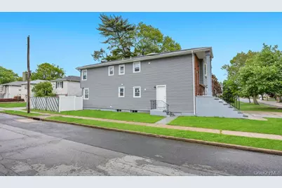 [Address not provided], Valley Stream, NY 11580 - Photo 32