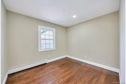 [Address not provided], Valley Stream, NY 11580 - Photo 18