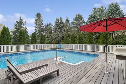 7 Eileen Circle, Jamesport, NY 11947 - Photo 12
