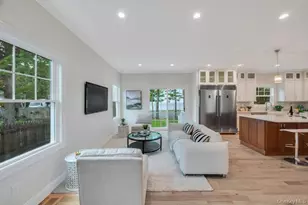 124 North Dr, Massapequa, NY 11758 - Photo 8