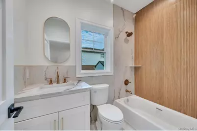 124 North Drive, Massapequa, NY 11758 - Photo 16