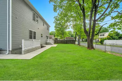 124 North Drive, Massapequa, NY 11758 - Photo 36