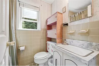 30 Greenvale Circle, White Plains, NY 10607 - Photo 12