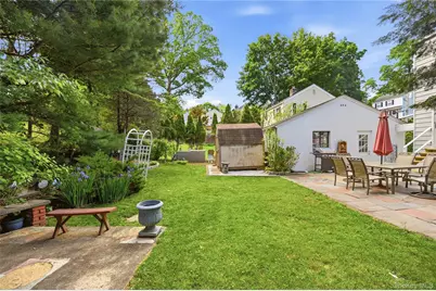 30 Greenvale Circle, White Plains, NY 10607 - Photo 20