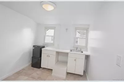 503 S 12th Street, New Hyde Park, NY 11040 - Photo 8