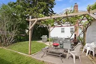503 S 12th St, New Hyde Park, NY 11040 - Photo 14