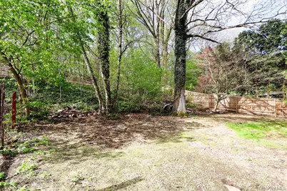 1011 Parkway Place, Peekskill, NY 10566 - Photo 30