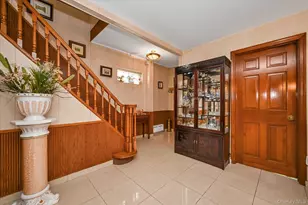 33-22 208th St, Bayside, NY 11361 - Photo 2