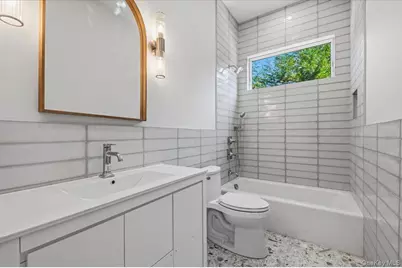 8 Sealy Drive, Lawrence, NY 11559 - Photo 16