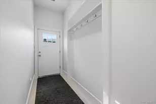 8 Sealy Dr, Lawrence, NY 11559 - Photo 14