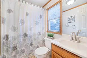 242 Lower Rocky Point Rd, Sound Beach, NY 11789 - Photo 22