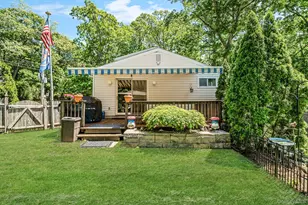 242 Lower Rocky Point Rd, Sound Beach, NY 11789 - Photo 26