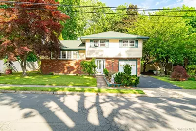 2 Forest Knoll Drive, Suffern, NY 10901 - Photo 1