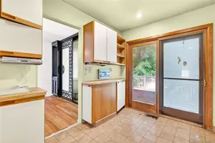 2 Forest Knoll Dr, Suffern, NY 10901 - Photo 16