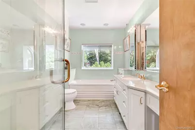 2 Forest Knoll Drive, Suffern, NY 10901 - Photo 26