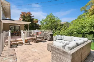 23 Ravenwood Dr, Kings Park, NY 11754 - Photo 36