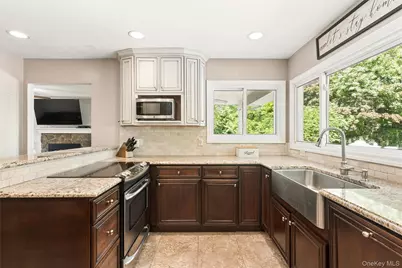 23 Ravenwood Drive, Kings Park, NY 11754 - Photo 18
