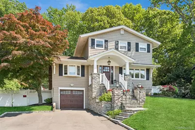 23 Ravenwood Drive, Kings Park, NY 11754 - Photo 8