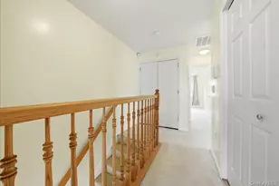 163 Surf Dr, Bronx, NY 10473 - Photo 16