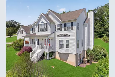 8 Alloway Crescent, Highland Mills, NY 10930 - Photo 4