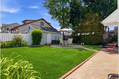1615 Estelle Avenue, Elmont, NY 11003 - Photo 28