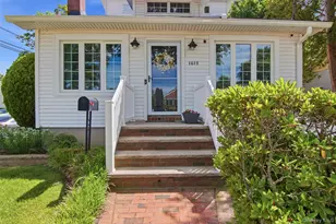 1615 Estelle Ave, Elmont, NY 11003 - Photo 4