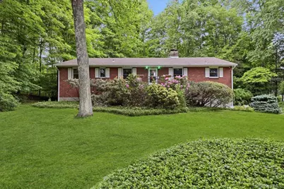 17 Galloway Lane, Cortlandt Manor, NY 10567 - Photo 1