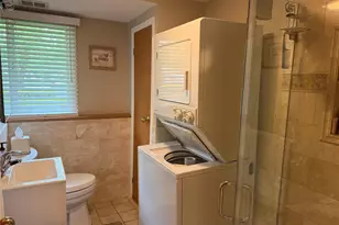 8 Stell Ln, East Northport, NY 11731 - Photo 10