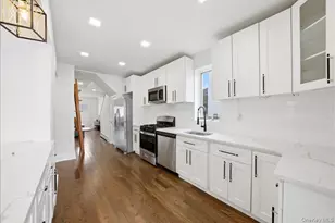 916 Clarence Ave, Bronx, NY 10465 - Photo 12