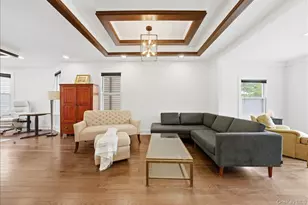 916 Clarence Ave, Bronx, NY 10465 - Photo 8