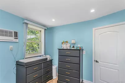 253-01 61st Avenue #UPPER, Little Neck, NY 11362 - Photo 14