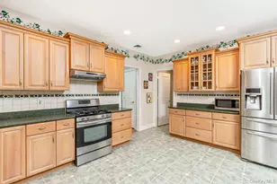 45 Oak Run, Stony Brook, NY 11790 - Photo 8