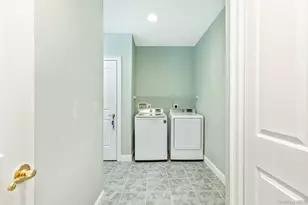 45 Oak Run, Stony Brook, NY 11790 - Photo 16