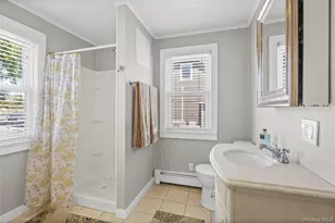 83 Beach Rd, Aquebogue, NY 11901 - Photo 18