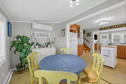 83 Beach Road, Aquebogue, NY 11901 - Photo 14