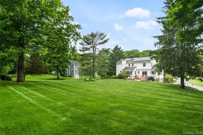 16 Fox Den Road, Mount Kisco, NY 10549 - Photo 4