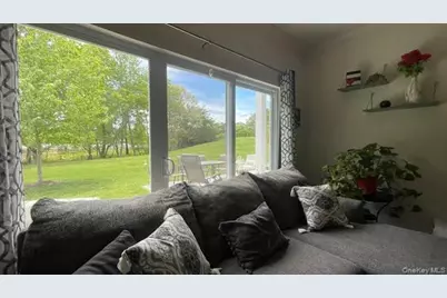 40 Greentree Court, Shirley, NY 11967 - Photo 10