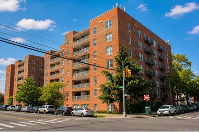 60-11 Broadway #5T, Woodside, NY 11377 - Photo 2