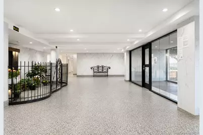 60-11 Broadway #5T, Woodside, NY 11377 - Photo 4